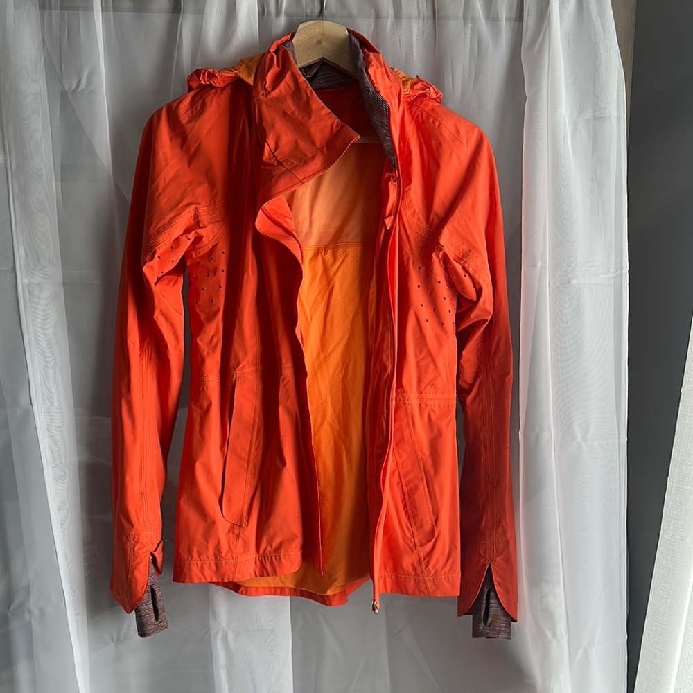 Lululemon Run in the Rain Jacket